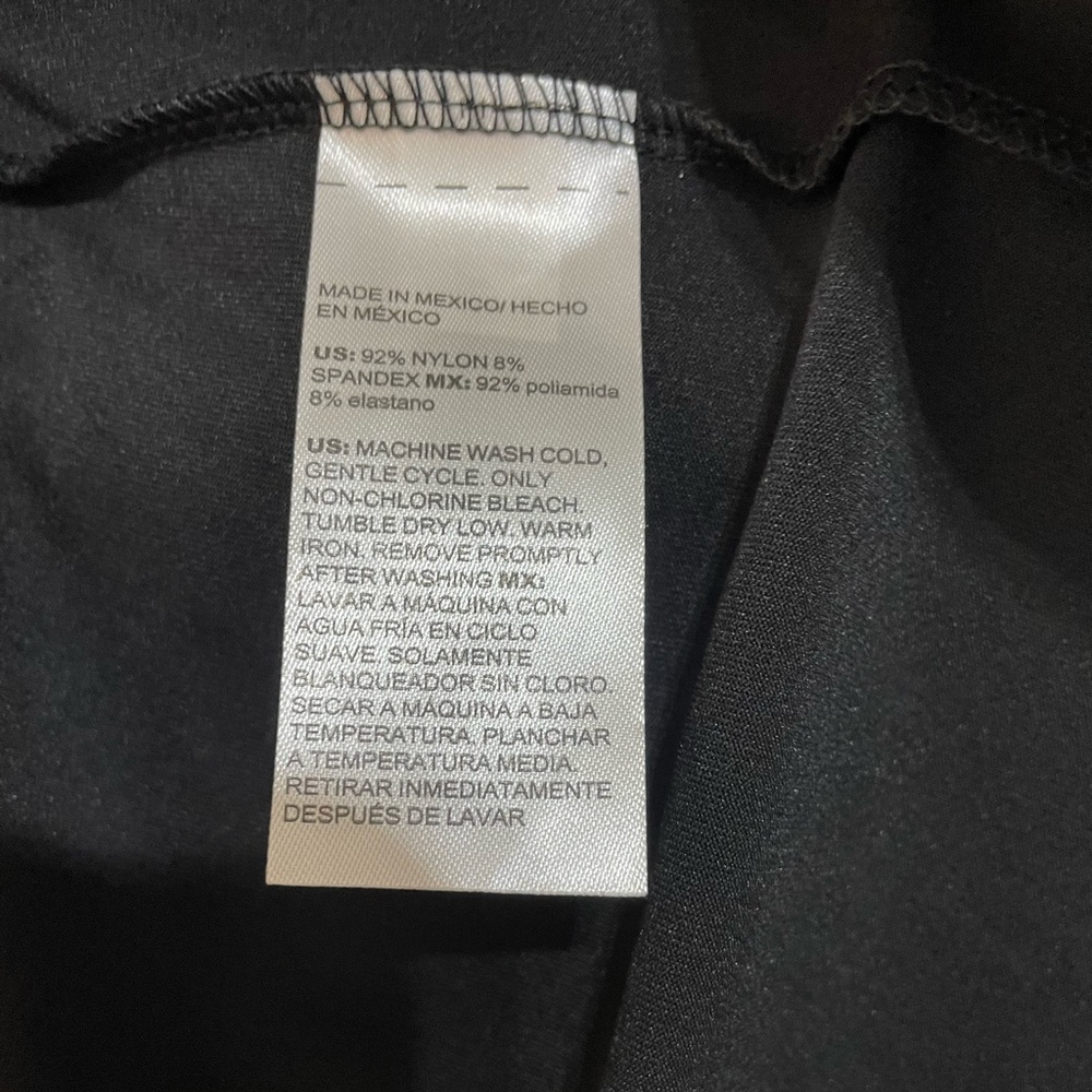 NWT Chico’s women’s black High Neck Microfiber Tank size 1 - Picture 5 of 6